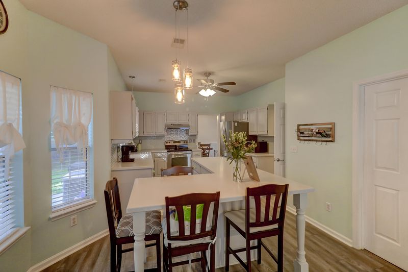 3301 Hearthside Dr, Charleston, SC 29414