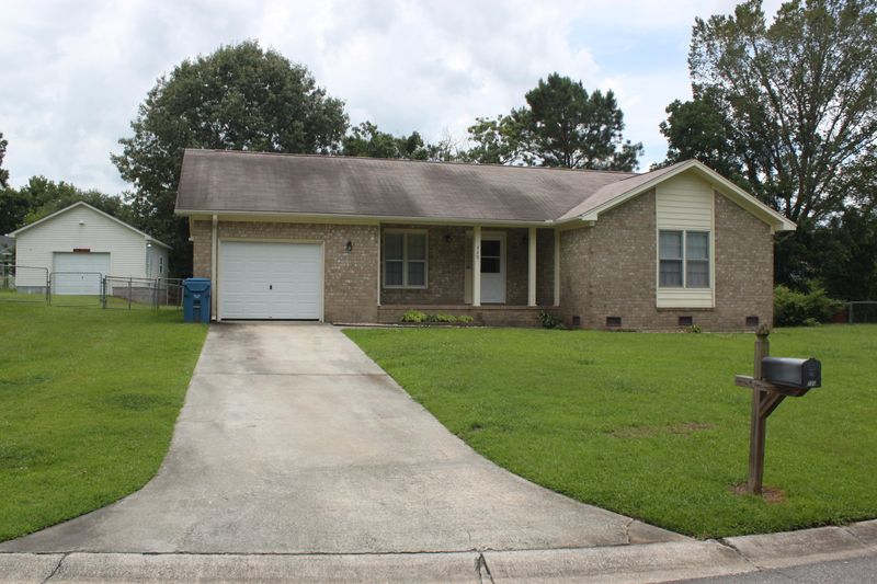 720 Idaho Ct, Ladson, SC 29456