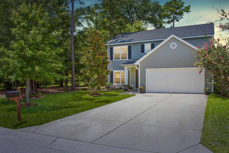 5068 Ballantine Dr, Summerville, SC 29485