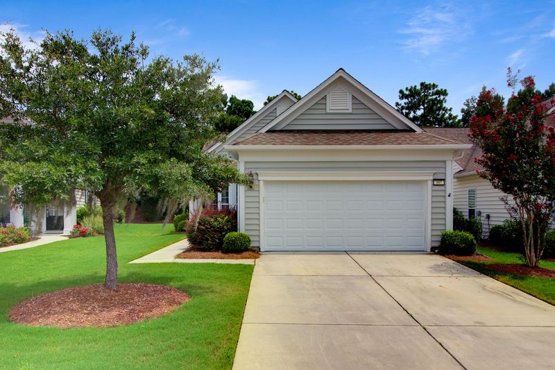 107 Sea Lavender Ln, Summerville, SC 29486