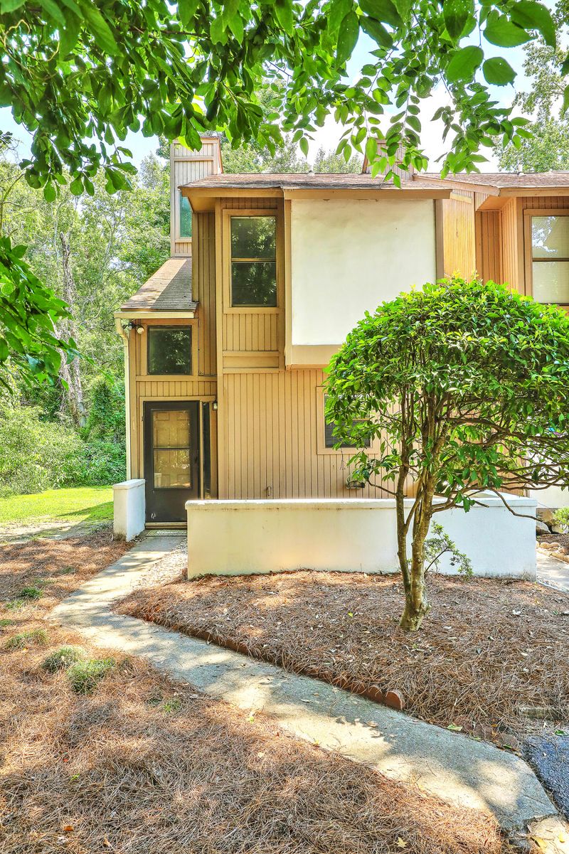 2761 Jobee Dr #1, Charleston, SC 29414