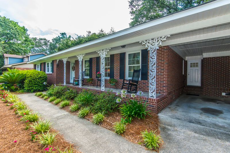 1736 Afton Ave, Charleston, SC 29407