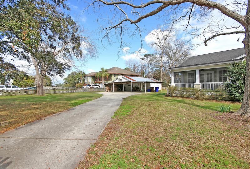 93 Plymouth Ave, Charleston, SC 29412