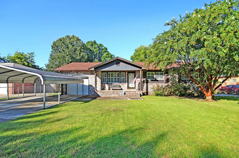 5317 Holden St, North Charleston, SC 29418