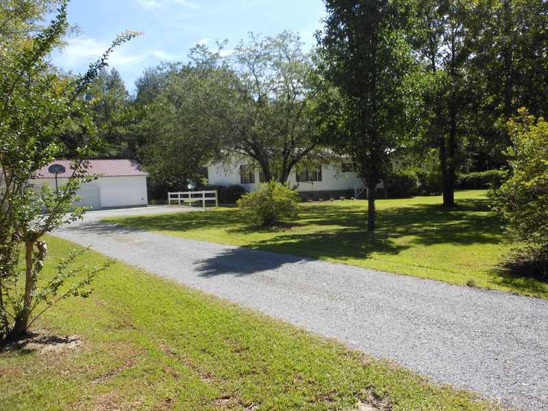 1428 Schurlknight Rd, Saint Stephen, SC 29479