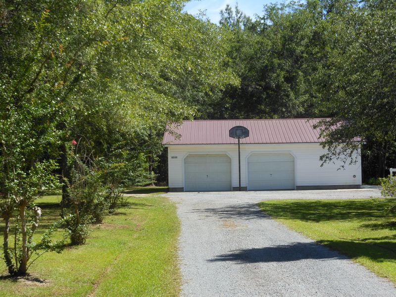 1428 Schurlknight Rd, Saint Stephen, SC 29479