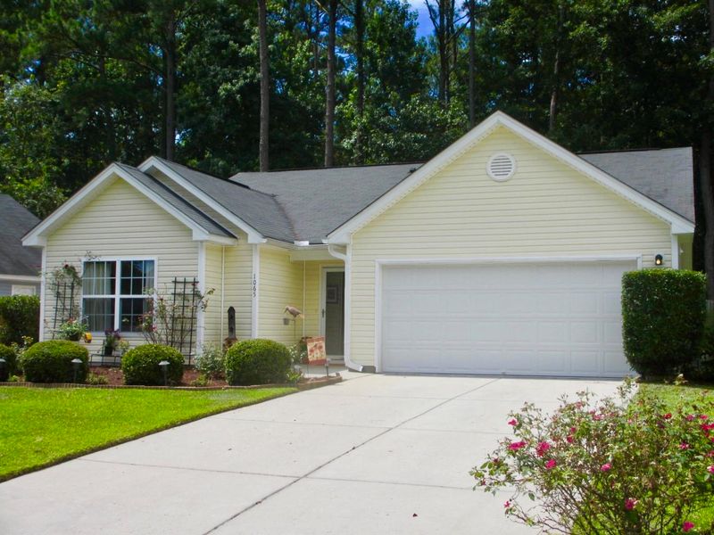 1065 Steelechase Ln, Hanahan, SC 29410