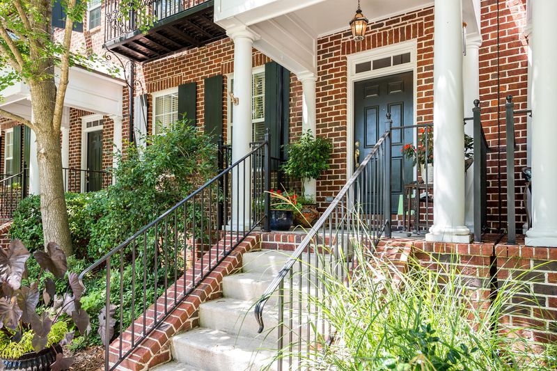 831 Center Park St, Daniel Island, SC 29492