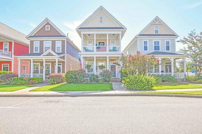 129 Hyacinth St, Summerville, SC 29483
