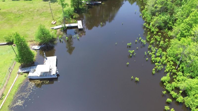 203 Lake Moultrie Dr, Bonneau, SC 29431