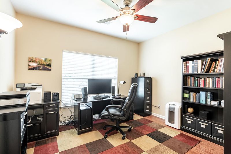 7523 Hawks Cir, Hanahan, SC 29410