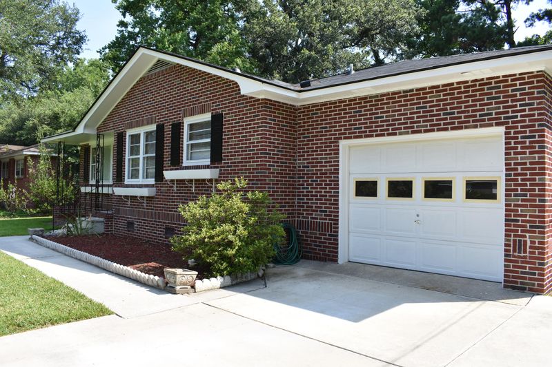 5310 Albert St, North Charleston, SC 29418