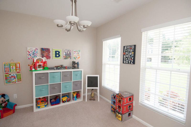 614 English Oak Cir, Moncks Corner, SC 29461