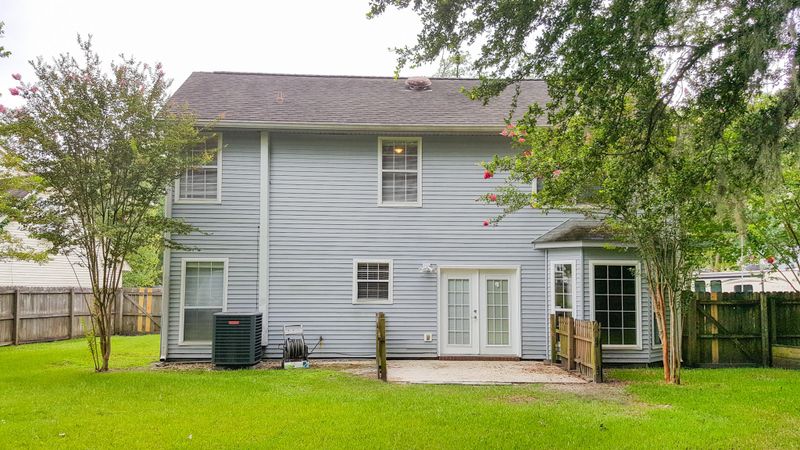 8616 Lindenwood Cir, North Charleston, SC 29420