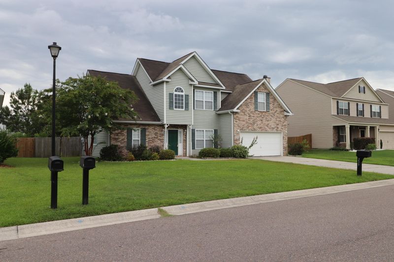 239 Pemberly Blvd, Summerville, SC 29486