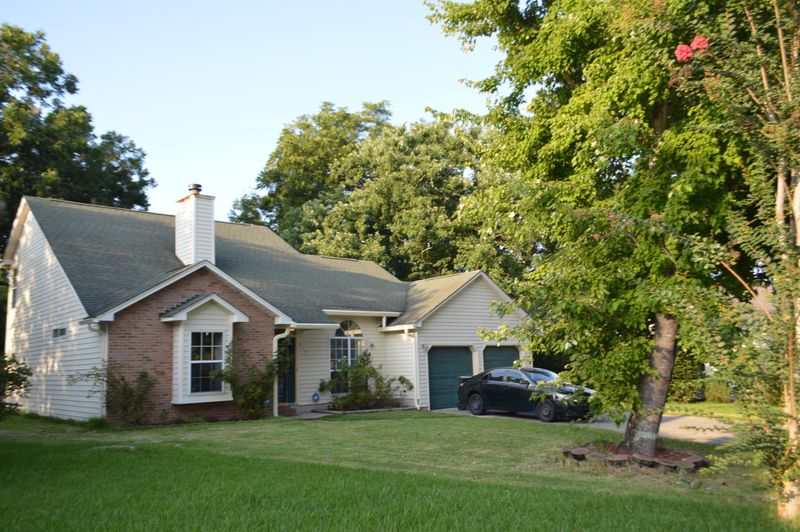 217 Persimmon Cir, Goose Creek, SC 29445
