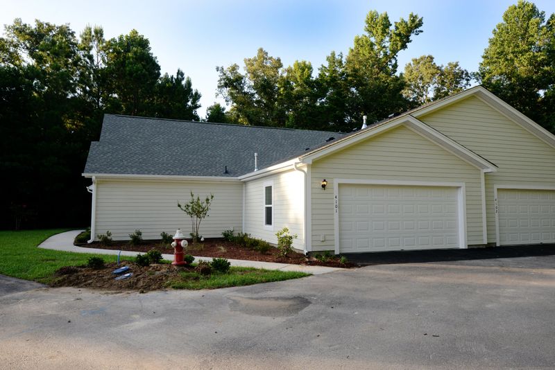 8800 Dorchester Rd #4501, North Charleston, SC 29420