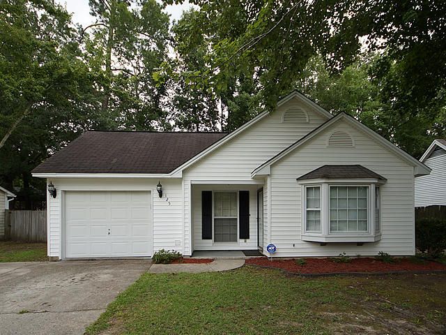 125 Alston Cir, Goose Creek, SC 29445