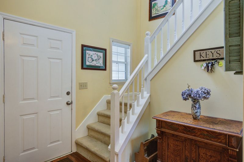 2018 Thornhill Dr, Summerville, SC 29485