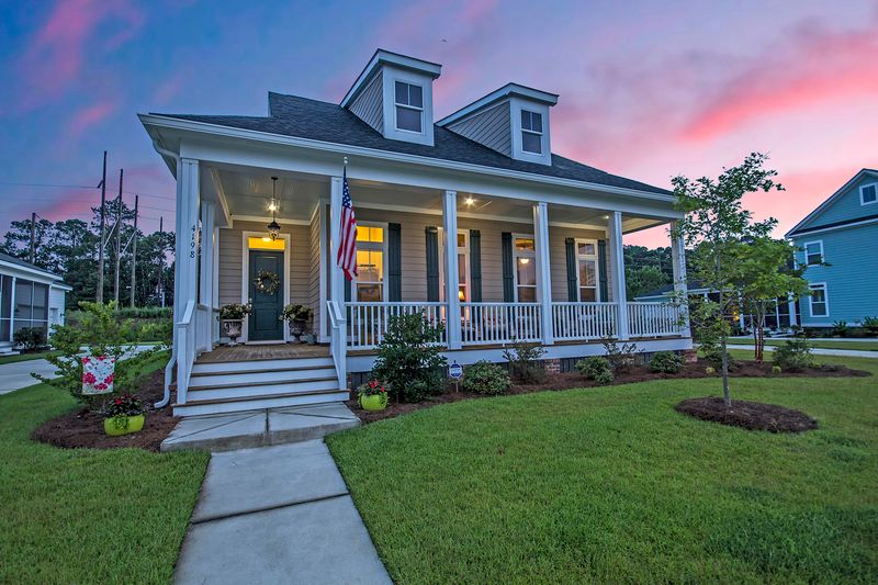 4198 Home Town Ln, Ravenel, SC 29470