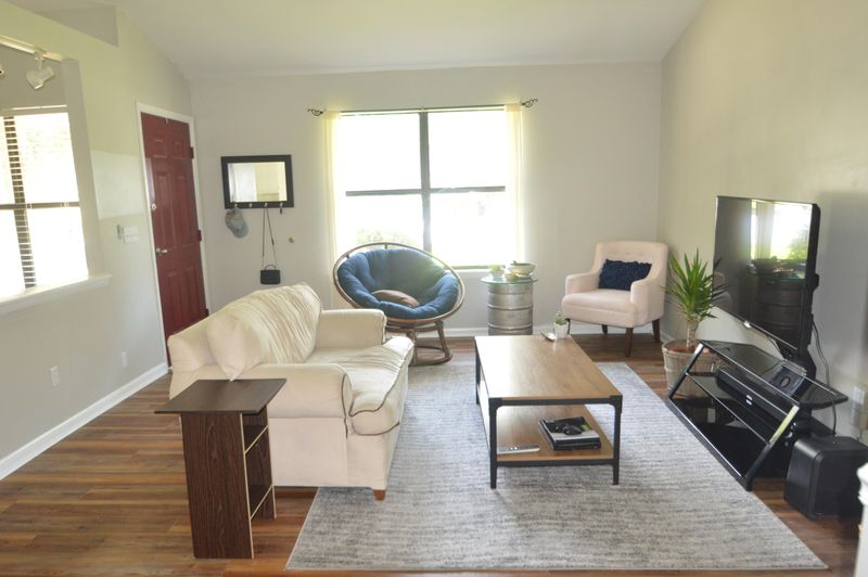 1150 Bellwood Rd, Charleston, SC 29412