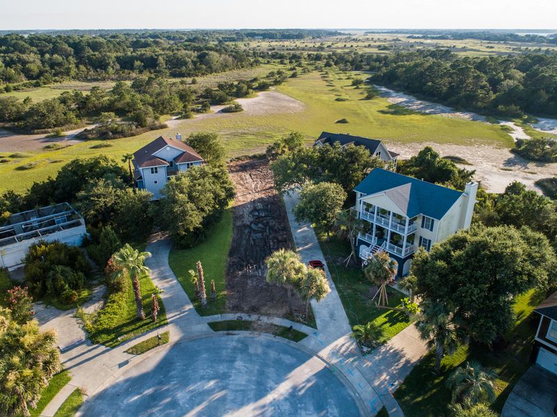 2000 Needlegrass Ln, Charleston, SC 29412