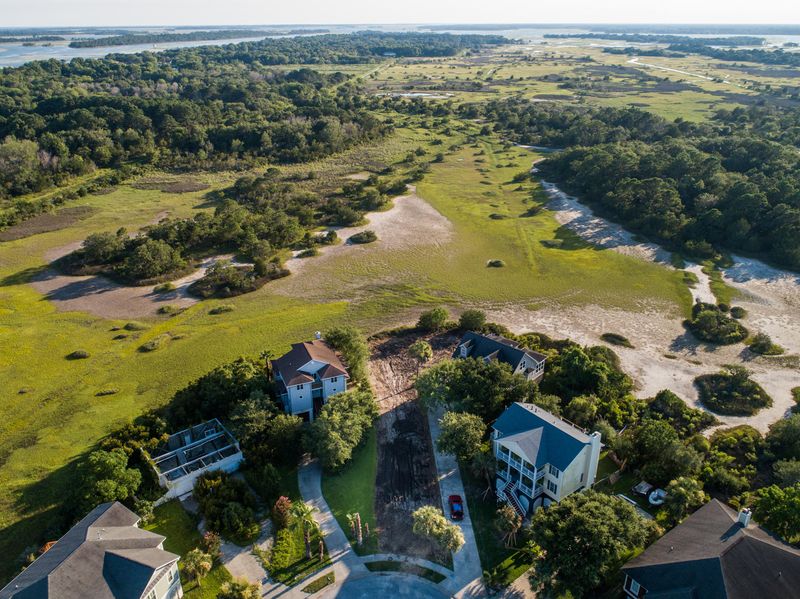 2000 Needlegrass Ln, Charleston, SC 29412