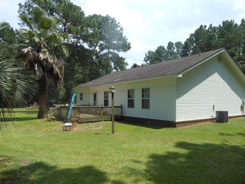 310 Fredrick Ln, Moncks Corner, SC 29461