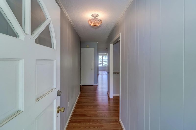 4651 Shark Hole Rd, Meggett, SC 29449