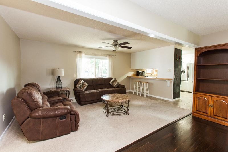 103 Middleton Dr, Goose Creek, SC 29445