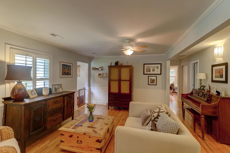 243 Forest Trl, Isle Of Palms, SC 29451