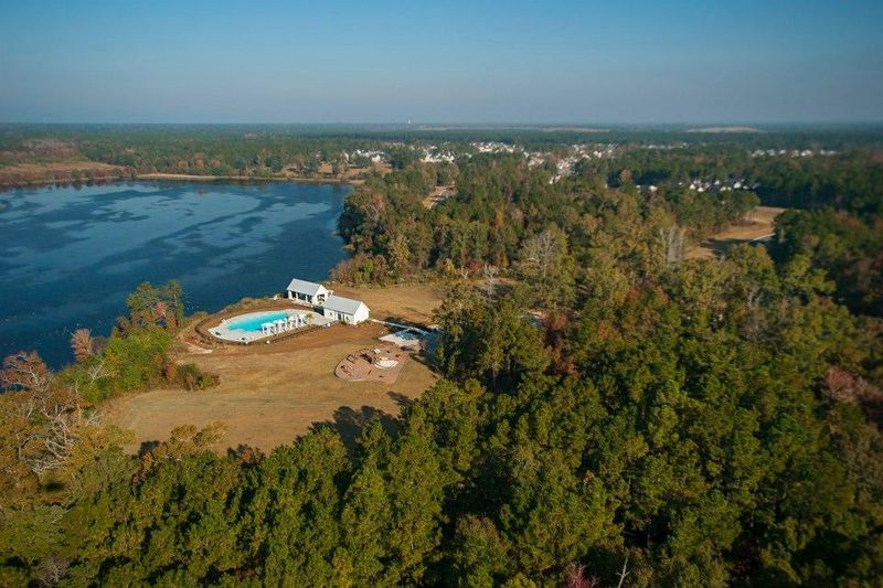543 Alderly Dr, Moncks Corner, SC 29461