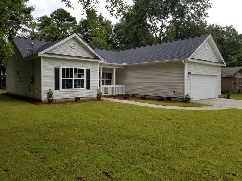 2434 Menola Ave, Charleston, SC 29414