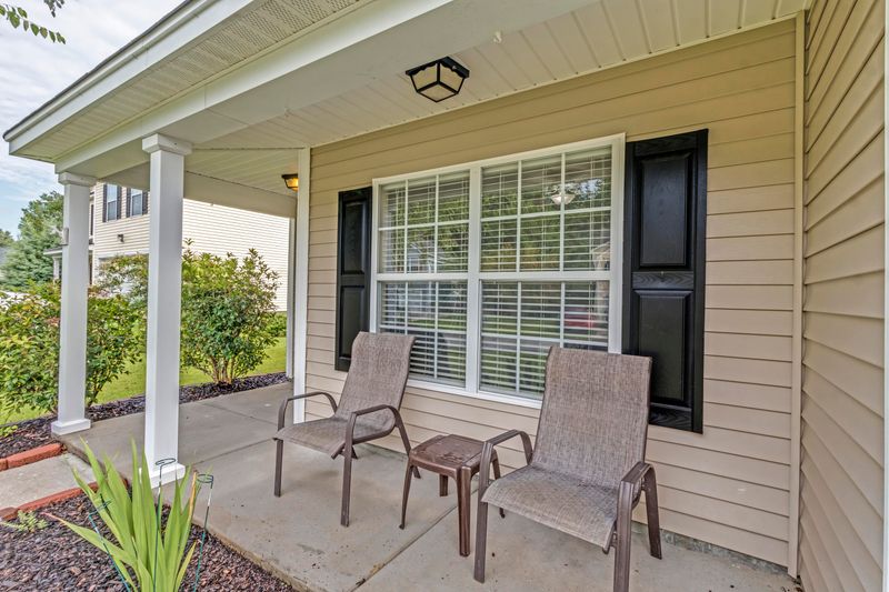 3038 Maple Leaf Dr, Moncks Corner, SC 29461