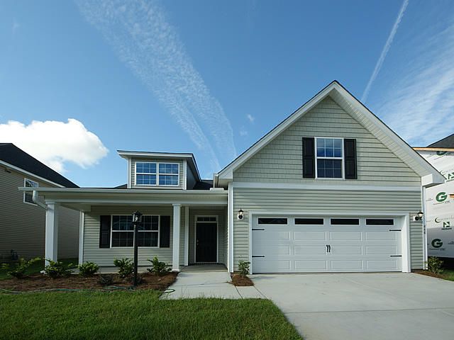 631 Pendleton Dr, Moncks Corner, SC 29461