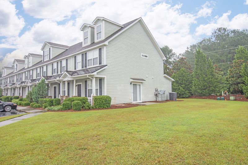 903 Hemingway Cir, Summerville, SC 29483