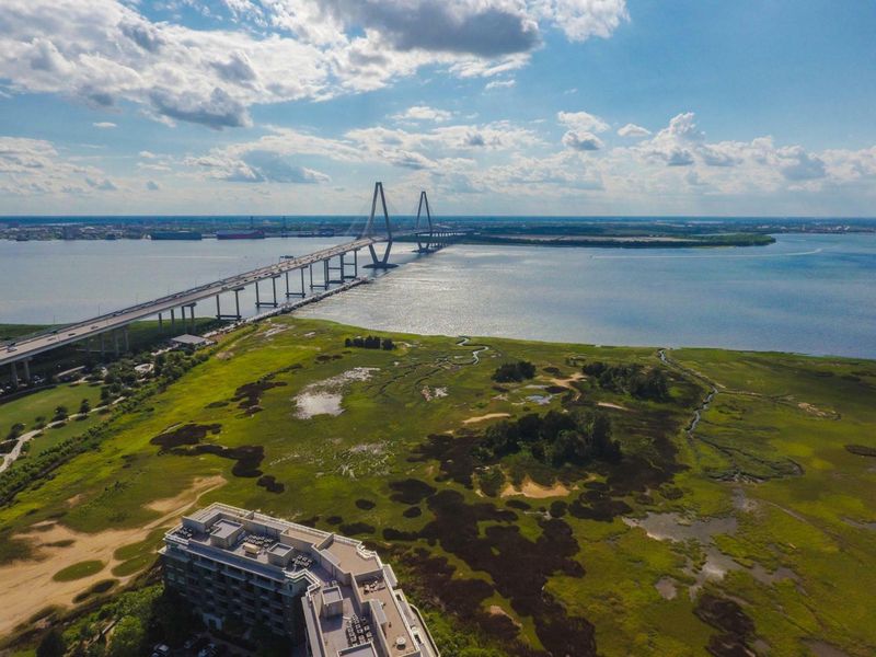 124 Cooper River Dr, Mount Pleasant, SC 29464