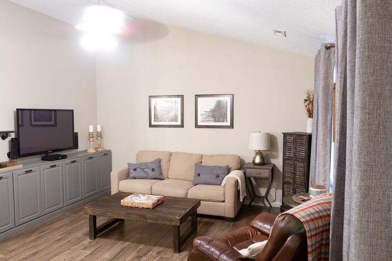 101 Corsair St, Summerville, SC 29483