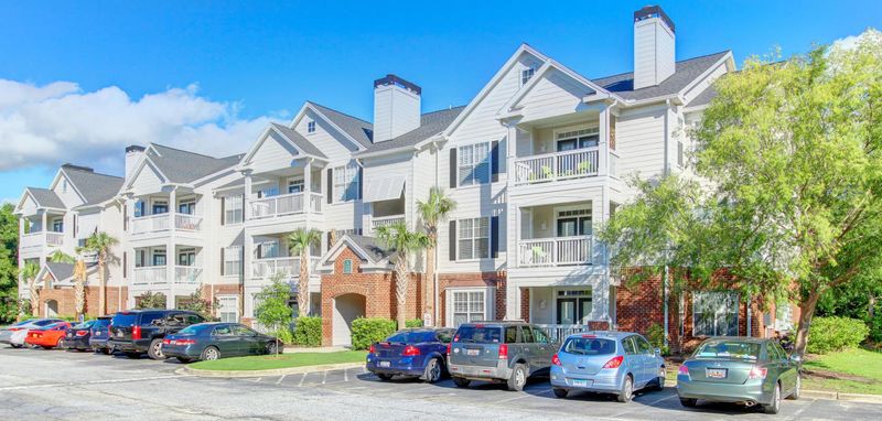 45 Sycamore Ave #517, Charleston, SC 29407