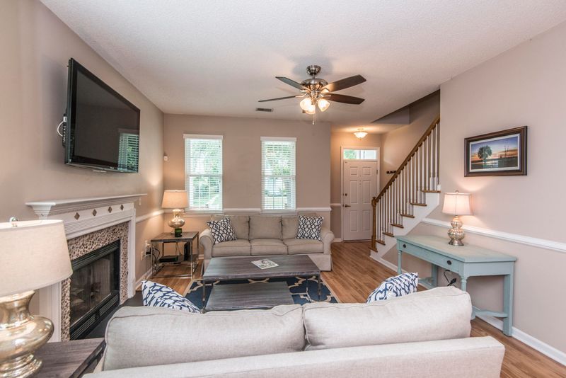 2432 Fulford Ct, Mount Pleasant, SC 29466