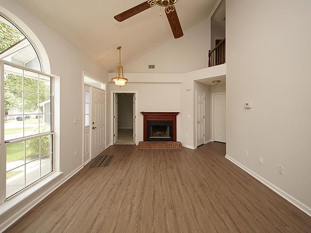 213 Persimmon Cir, Goose Creek, SC 29445