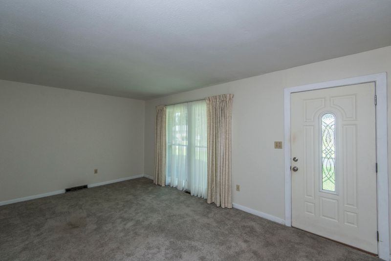 214 Culver Ave, Charleston, SC 29407