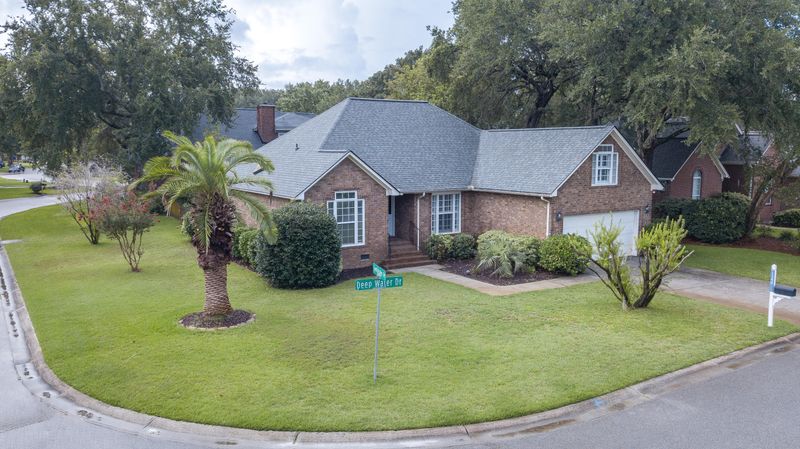 1340 Deep Water Dr, Mount Pleasant, SC 29464