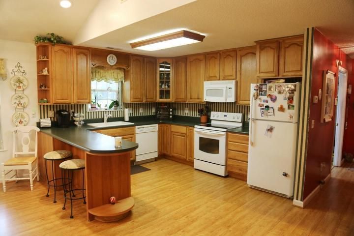 8207 Main House Dr, Edisto Island, SC 29438