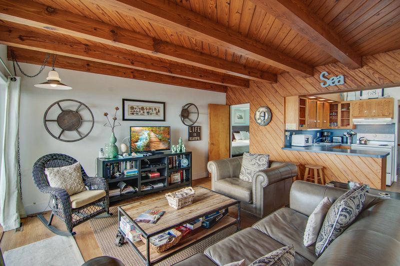 1703 E Ashley Ave, Folly Beach, SC 29439