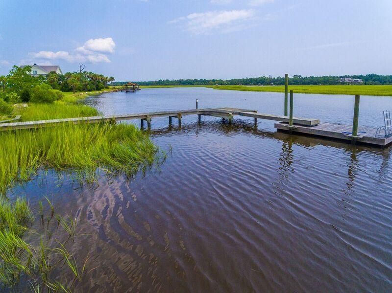 547 Sanders Farm Ln, Wando, SC 29492
