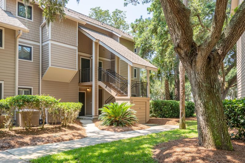 105 High Hammock Villas Dr, Seabrook Island, SC 29455