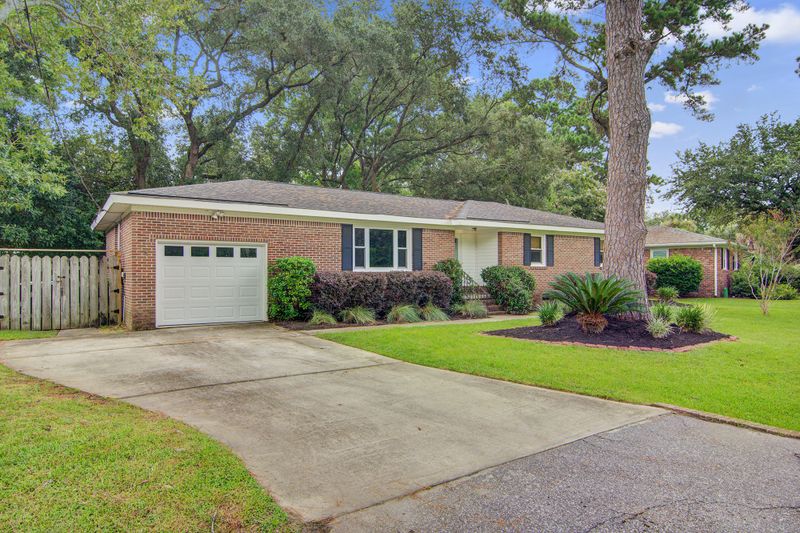 47 Boardman Rd, Charleston, SC 29407