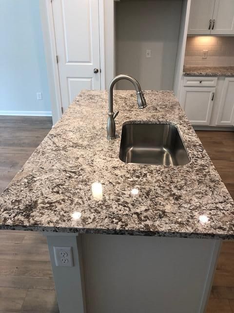 2228 Henry Tecklenburg Dr, Charleston, SC 29414