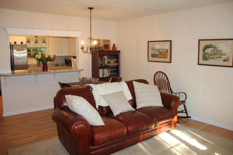 926 Lansing Dr #B, Mount Pleasant, SC 29464